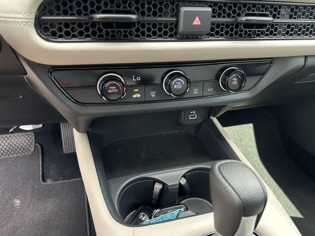 Used 2025 Honda HR-V LX image 24