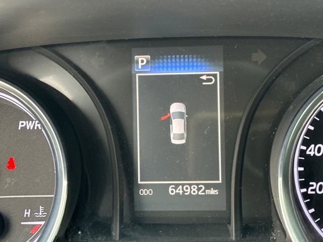 Used 2020 Toyota Camry LE image 16