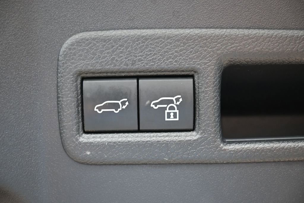 Used 2023 Subaru Solterra AWD image 16