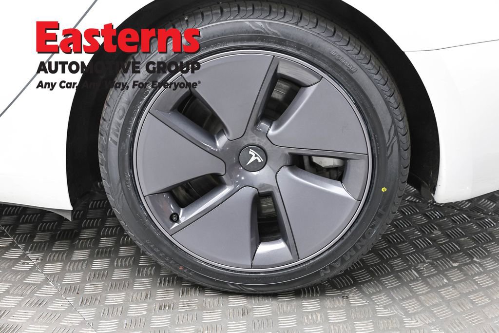 Used 2023 Tesla Model 3 Standard Range image 8