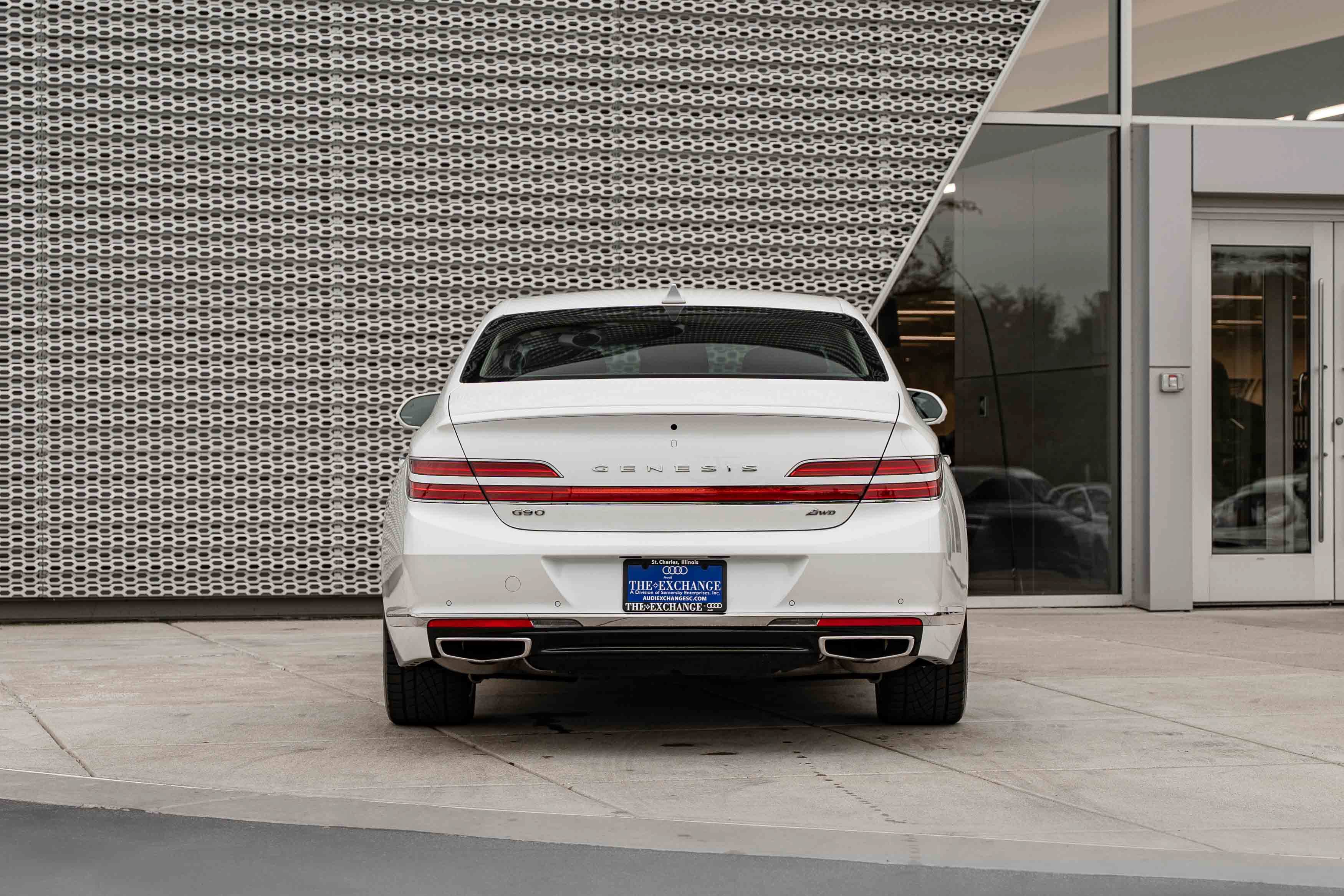 Used 2021 Genesis G90 3.3T Premium AWD/4WD image 32