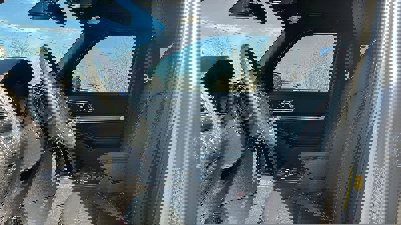 Used 2018 Ford Explorer Sport w/ Equipment Group 401A image 12