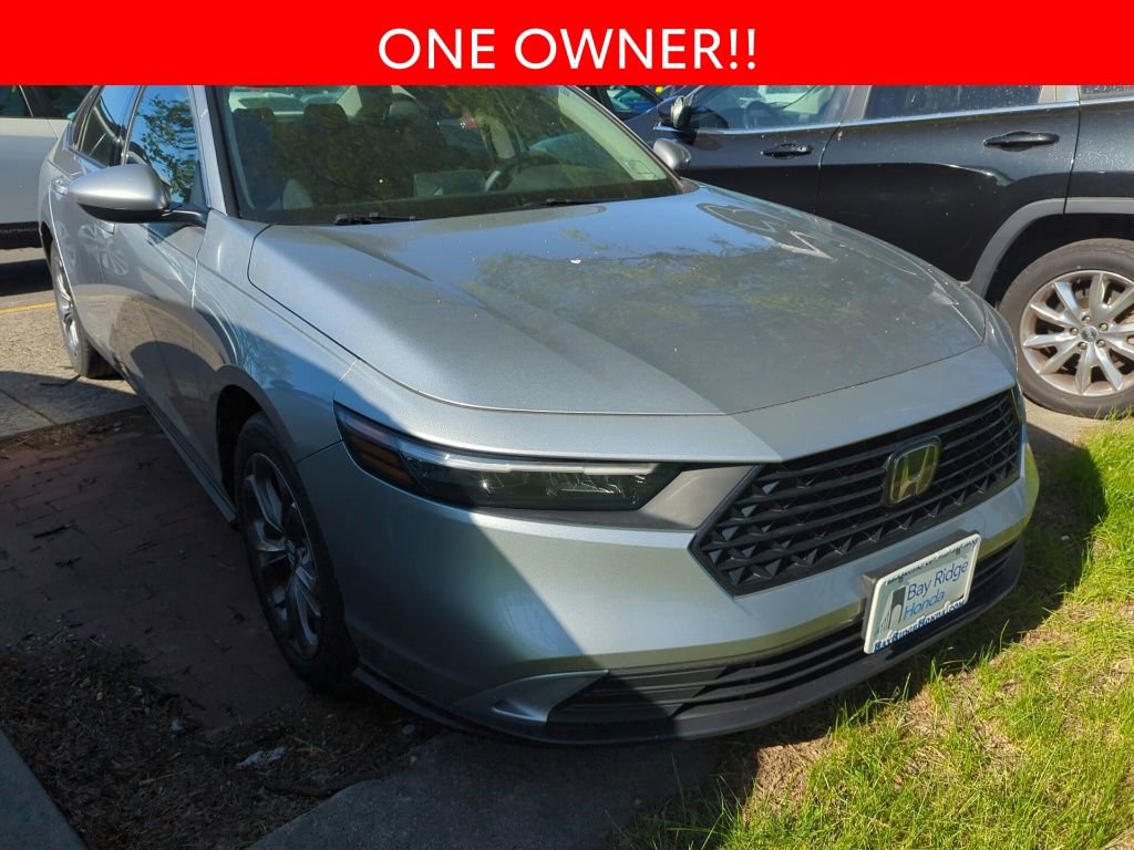 Used 2023 Honda Accord EX image 3