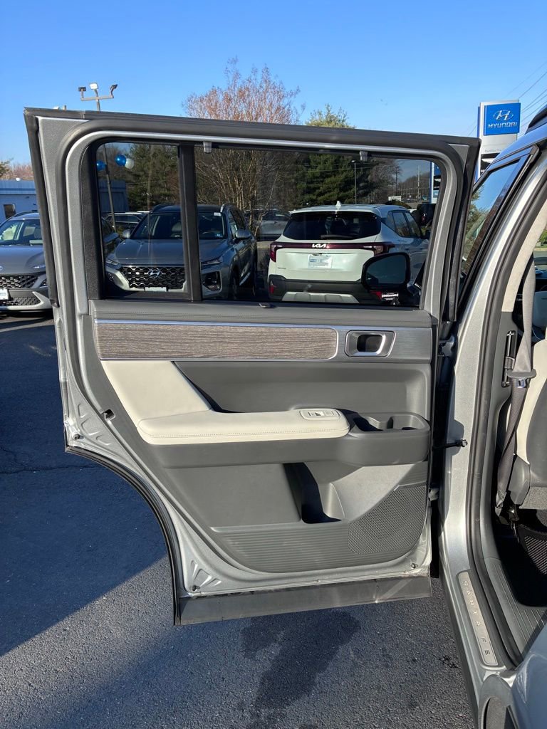Used 2024 Hyundai Santa Fe Calligraphy image 51