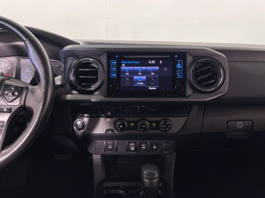 Used 2018 Toyota Tacoma TRD Sport RWD image 25