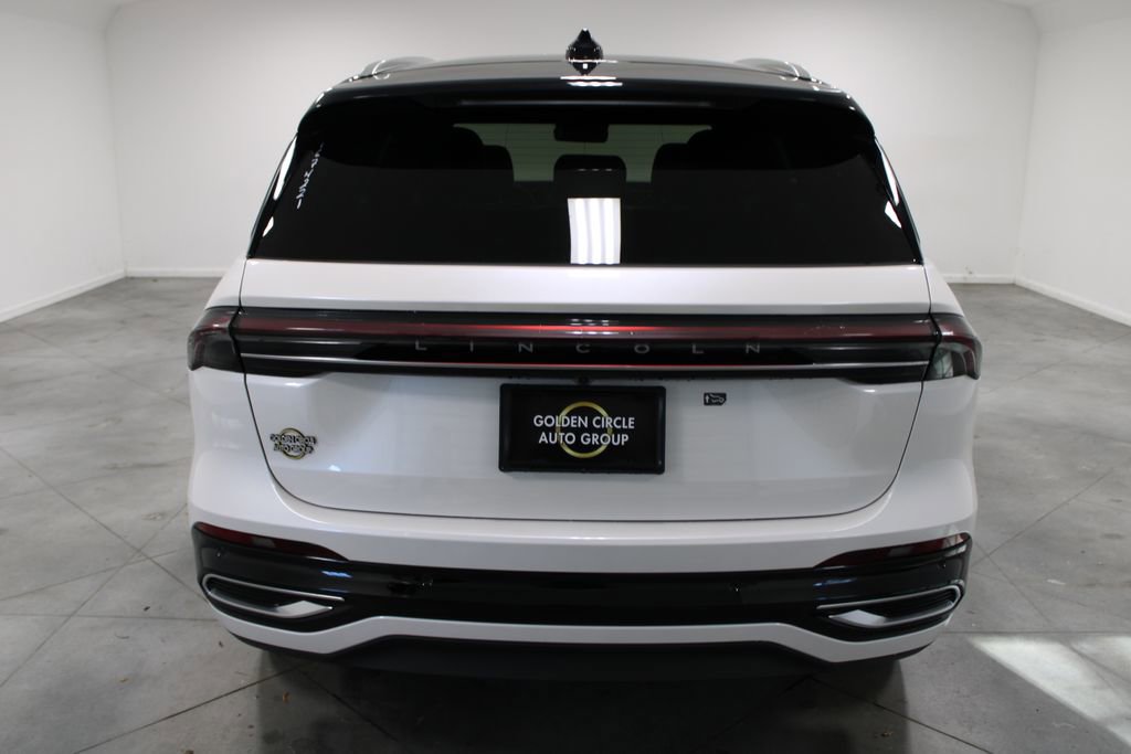 New 2026 Lincoln Nautilus Reserve image 7