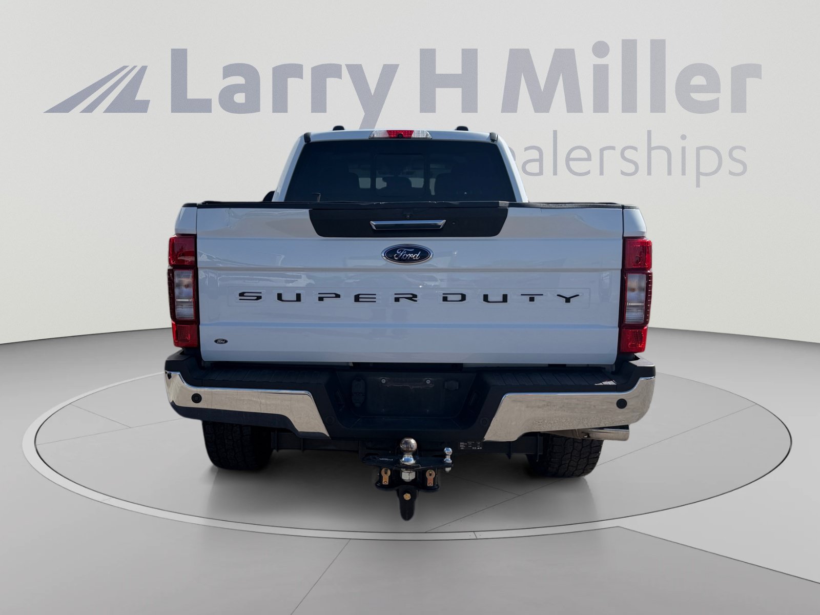 Used 2022 Ford F250 XLT w/ XLT Premium Package AWD/4WD image 4