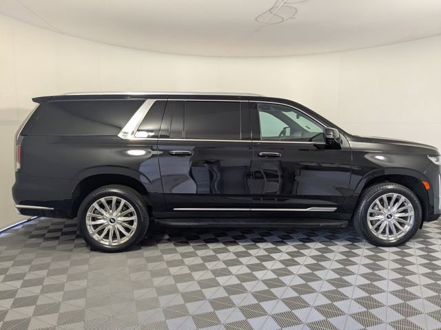Used 2023 Cadillac Escalade ESV Premium Luxury AWD/4WD image 10
