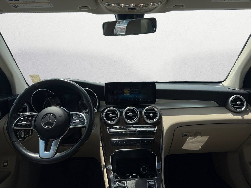 Used 2021 Mercedes-Benz GLC 300 image 9