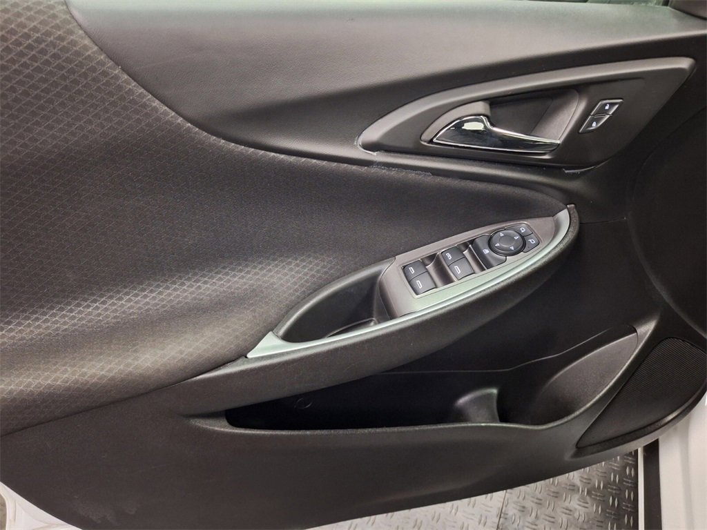 Used 2024 Chevrolet Malibu LT image 28