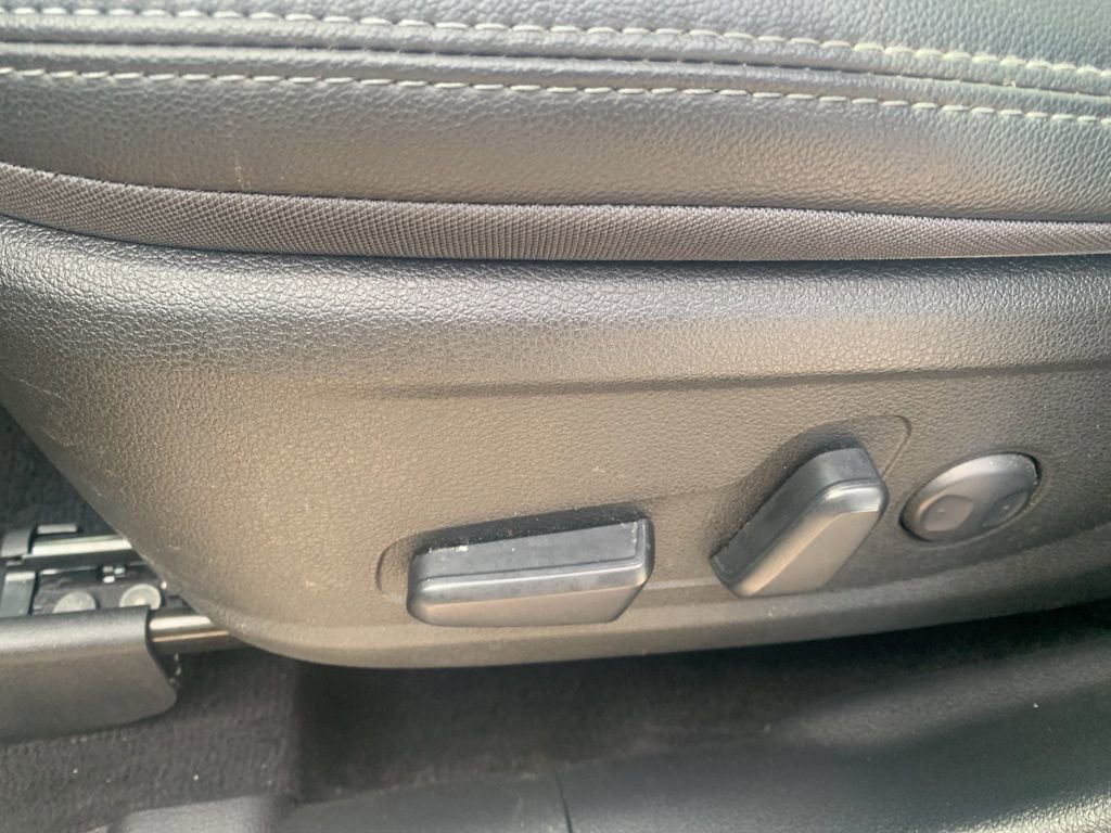 Certified 2023 Hyundai Santa Fe SEL w/ Premium Package image 13