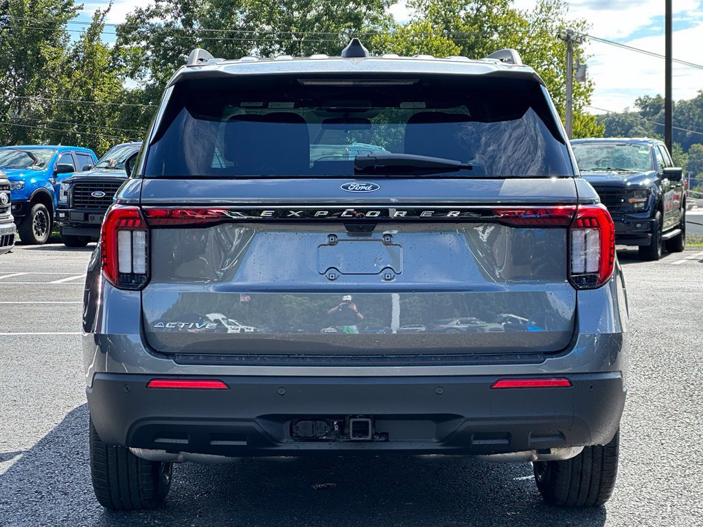 New 2027 Ford Explorer Active AWD/4WD image 5