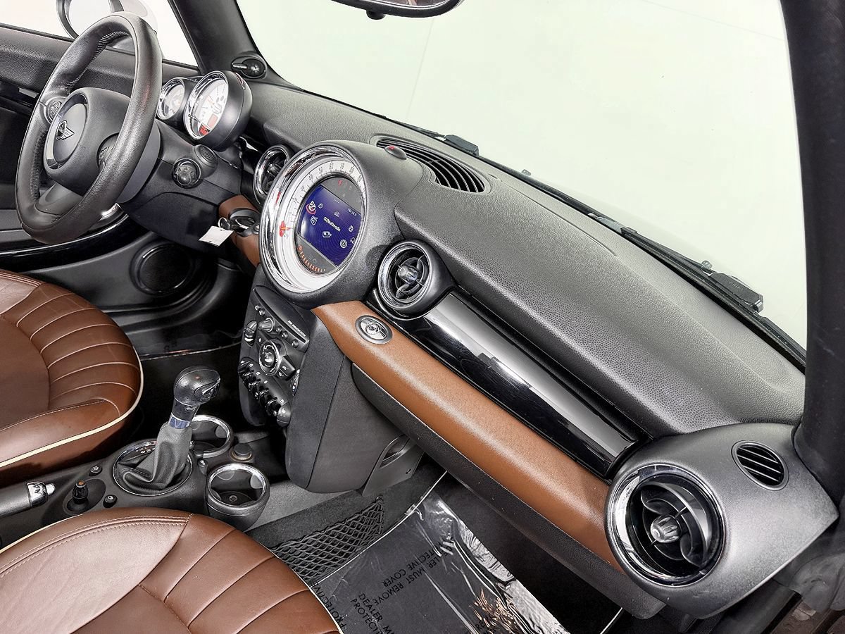 Used 2012 MINI Cooper Convertible FWD image 42
