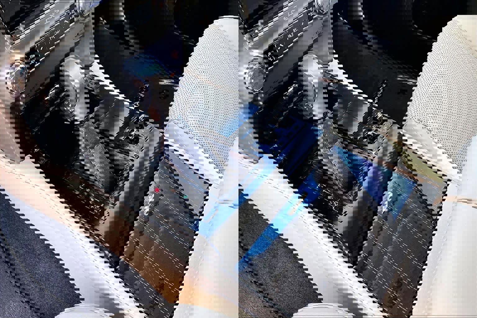 Used 2021 Lexus GX 460 Premium w/ Premium Package image 15