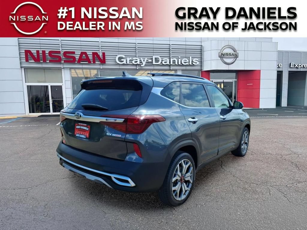 Used 2021 Kia Seltos SX w/ SX Sunroof Package AWD/4WD image 7