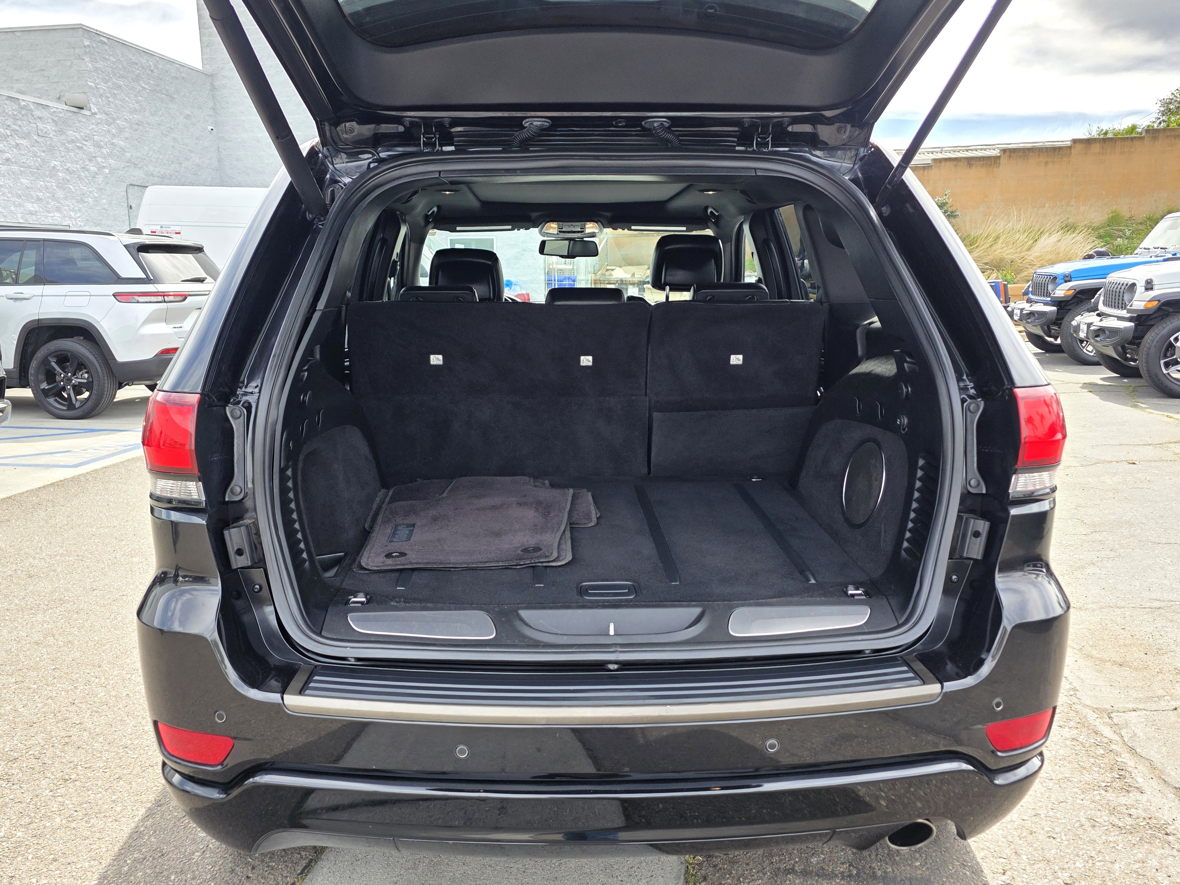 Used 2016 Jeep Grand Cherokee Limited 75th Anniversary image 19