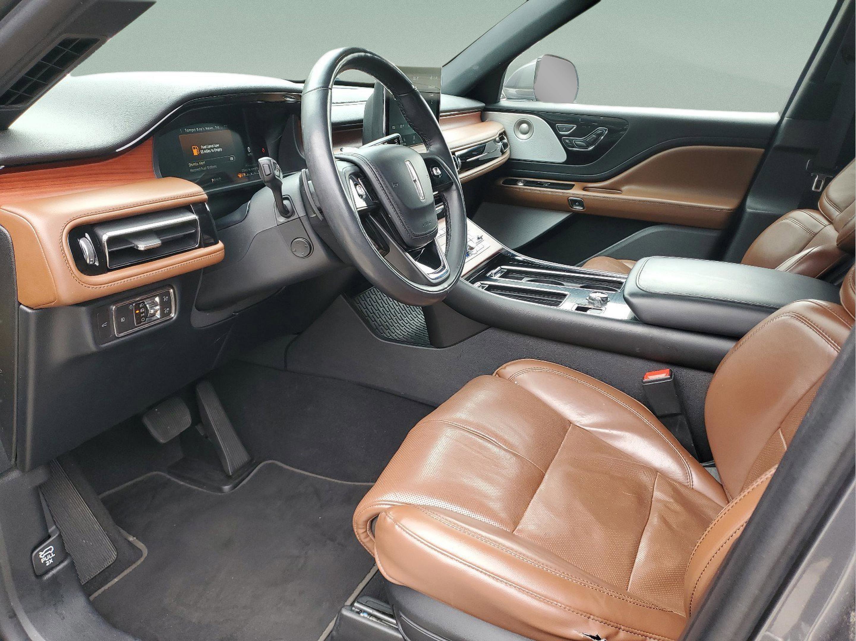 Used 2021 Lincoln Aviator Reserve w/ Equipment Group 208A image 16