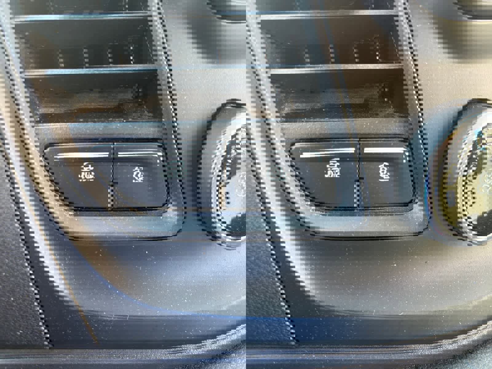 Used 2023 Ford Transit 250 Low Roof AWD w/ Exterior Upgrade Package image 27