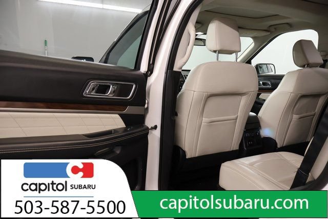 Used 2018 Ford Explorer Platinum AWD/4WD image 30