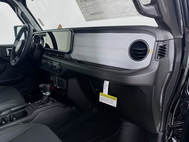 New 2025 Jeep Gladiator Sport image 30