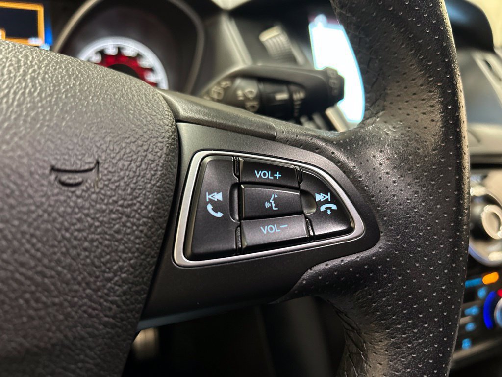 Used 2018 Ford Focus ST w/ Equipment Group 401A FWD image 24