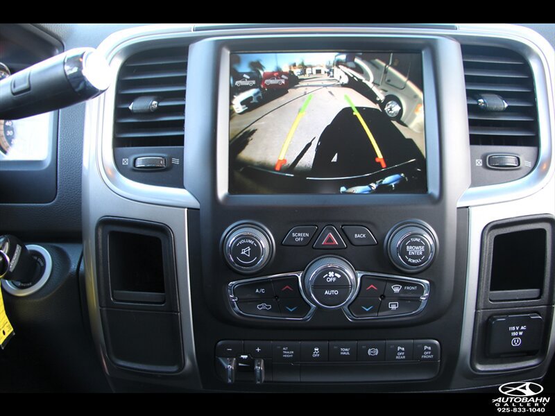 Used 2017 RAM 2500 SLT w/ Luxury Group RWD image 19