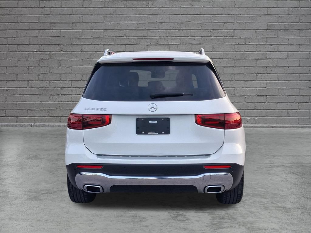 Used 2025 Mercedes-Benz GLB 250 image 7