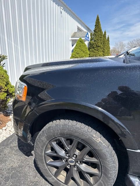 Used 2017 Ford Expedition EL Limited w/ Limited Appearance Package AWD/4WD image 13