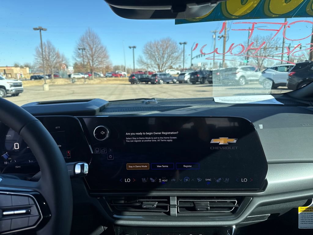 New 2026 Chevrolet Equinox EV RS image 17