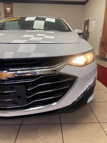 Used 2022 Chevrolet Malibu LT FWD image 9