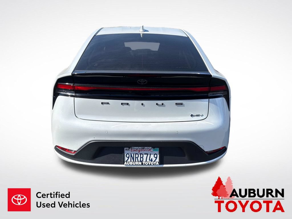 Certified 2024 Toyota Prius LE FWD image 7