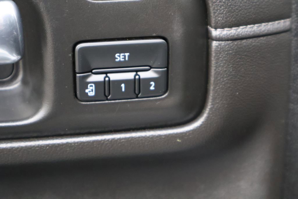 Used 2021 Chevrolet Silverado 3500 LTZ w/ LTZ Texas Edition AWD/4WD image 35