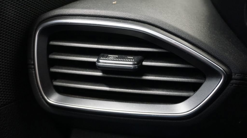 Used 2019 Hyundai Santa Fe SE image 53