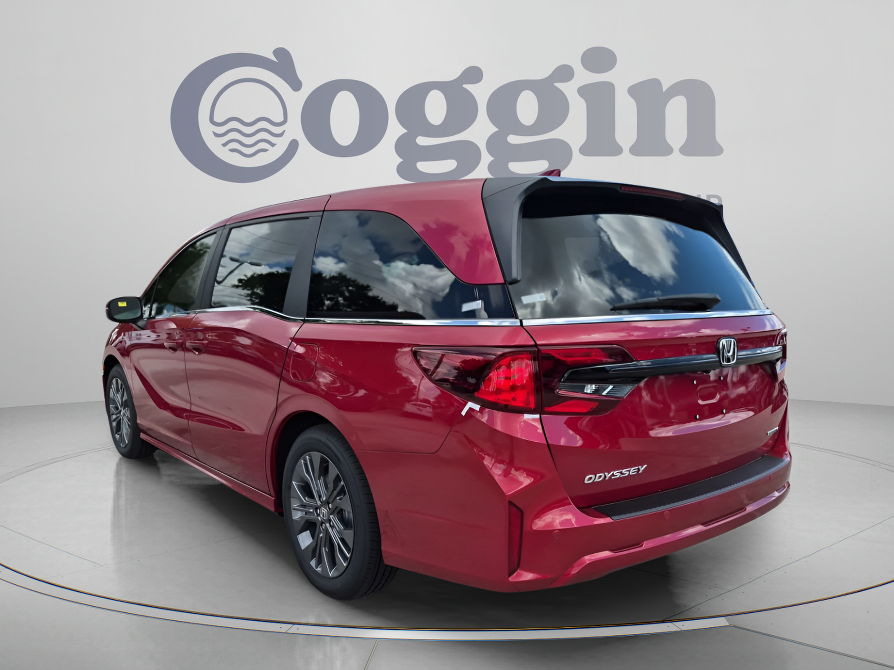 New 2027 Honda Odyssey Touring image 4