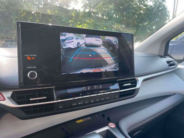 Certified 2025 Toyota Sienna XLE FWD image 25