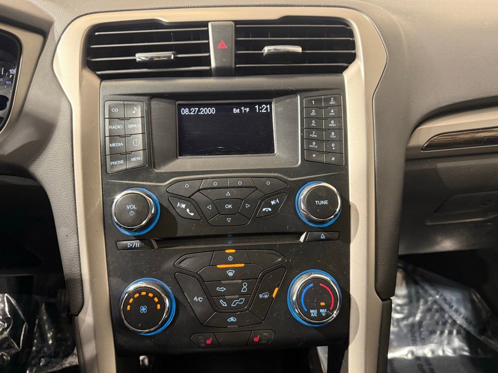 Used 2013 Ford Fusion SE image 27