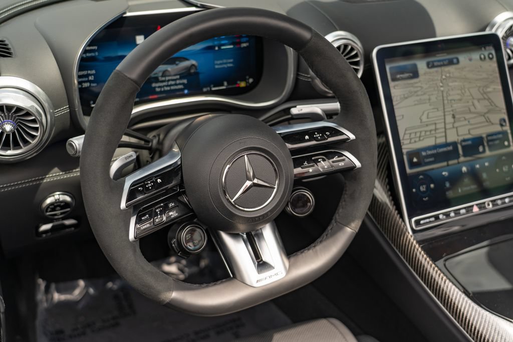 Used 2023 Mercedes-Benz SL 63 AMG 4MATIC w/ Driver Assistance Package image 19