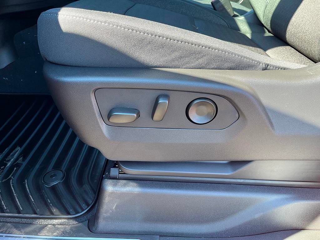 New 2026 GMC Sierra 1500 Elevation image 10