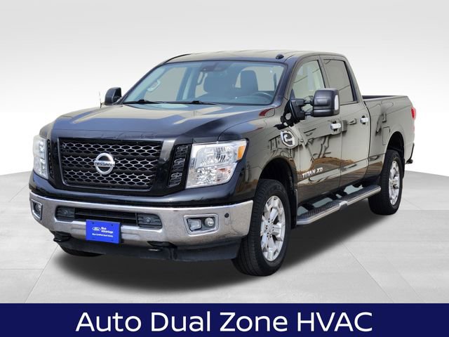Used 2019 Nissan Titan SV w/ SV Convenience Package AWD/4WD image 5