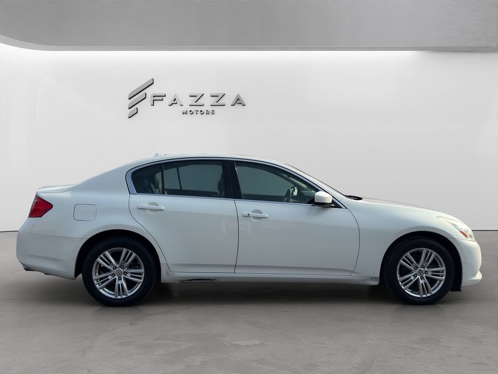 Used 2011 INFINITI G25 x w/ Moonroof Pkg AWD/4WD image 13