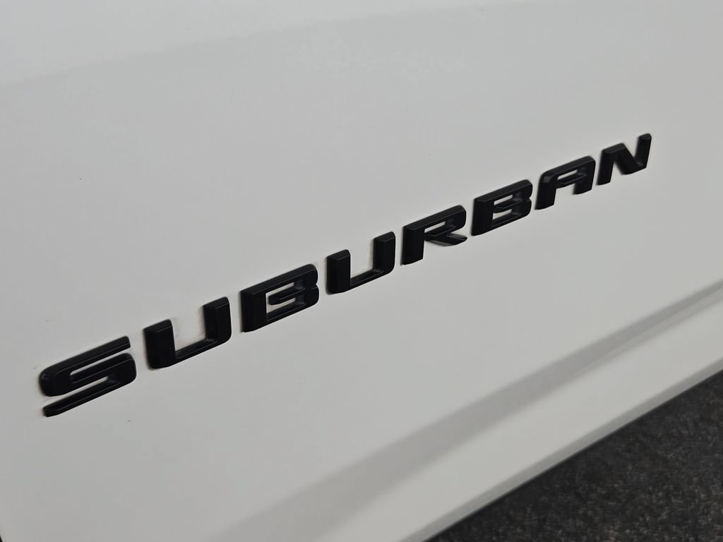 Certified 2024 Chevrolet Suburban Z71 w/ Z71 Off-Road Package AWD/4WD image 38