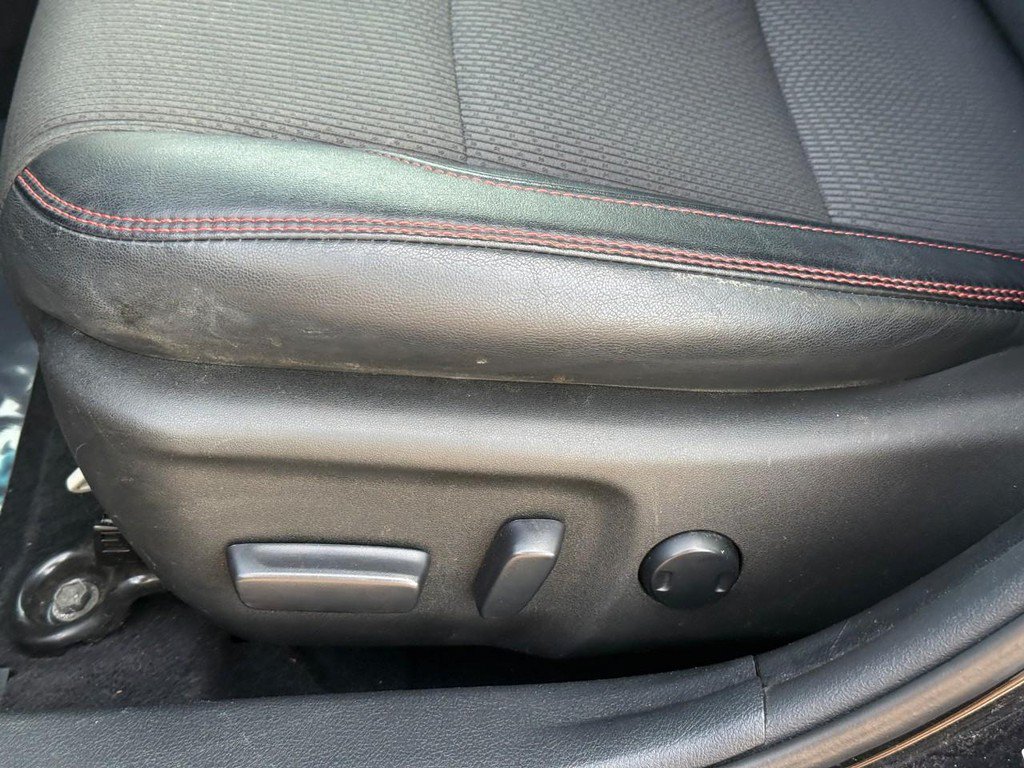 Used 2016 Toyota Camry SE FWD image 20