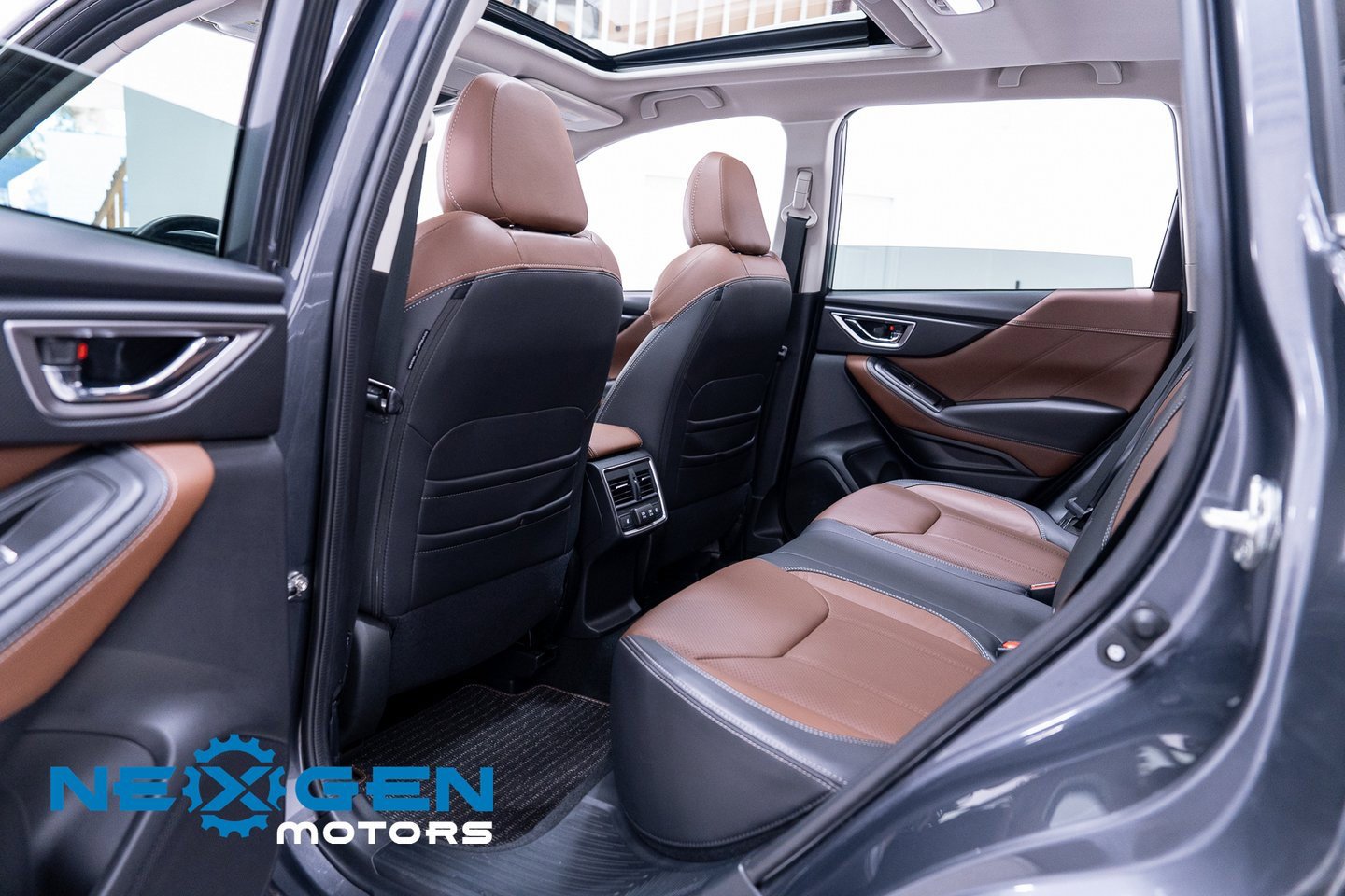 Used 2023 Subaru Forester Touring image 39