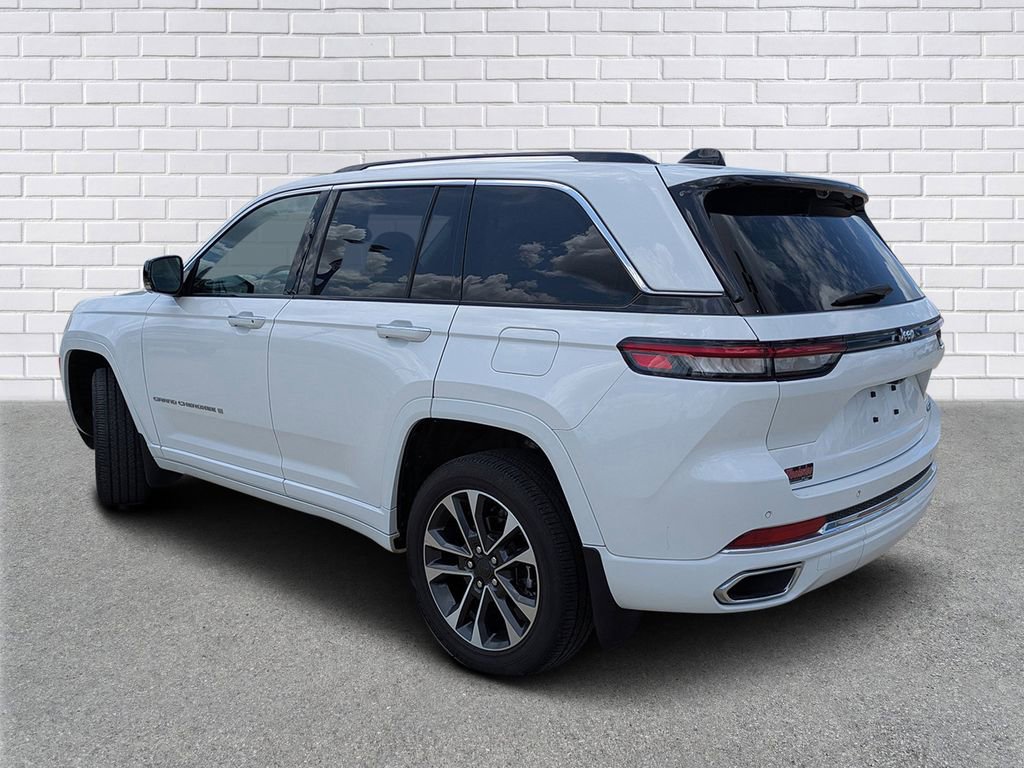 Used 2023 Jeep Grand Cherokee Overland w/ Adv Protech Group III RWD image 3