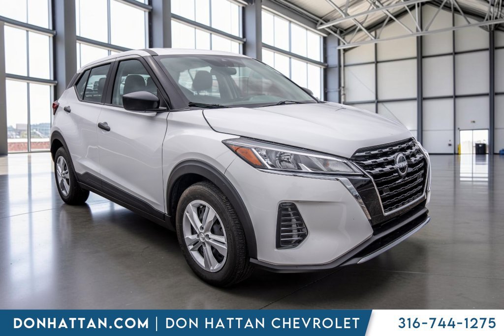 Used 2024 Nissan Kicks S FWD image 31
