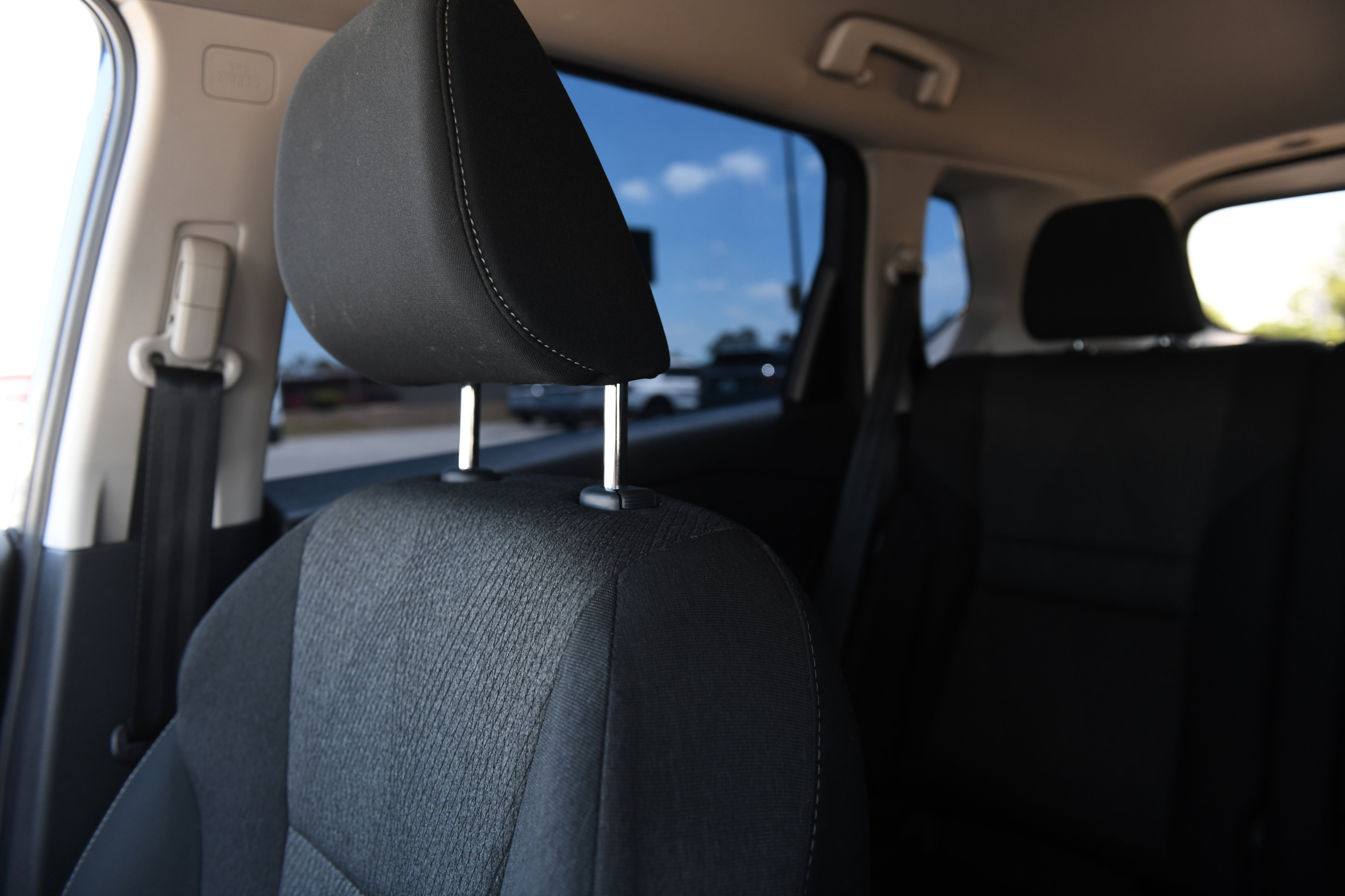 Used 2024 Nissan Rogue SV AWD/4WD image 22