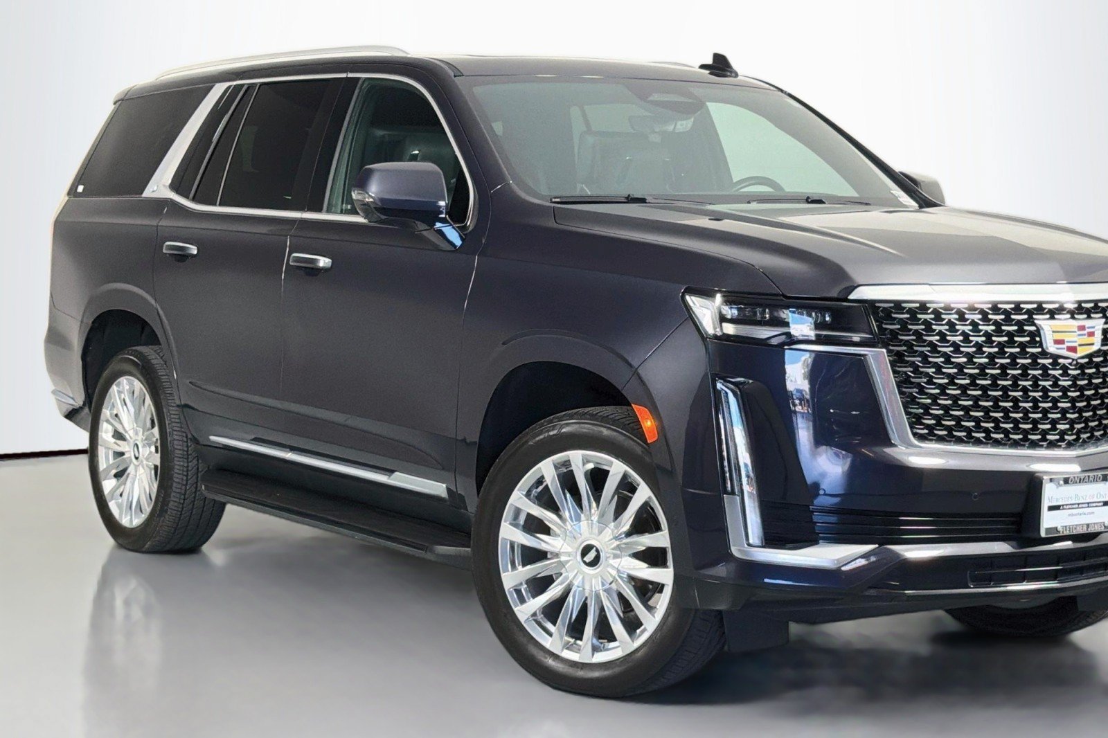 Used 2024 Cadillac Escalade Premium Luxury w/ LPO, Floor Liner Package AWD/4WD image 15