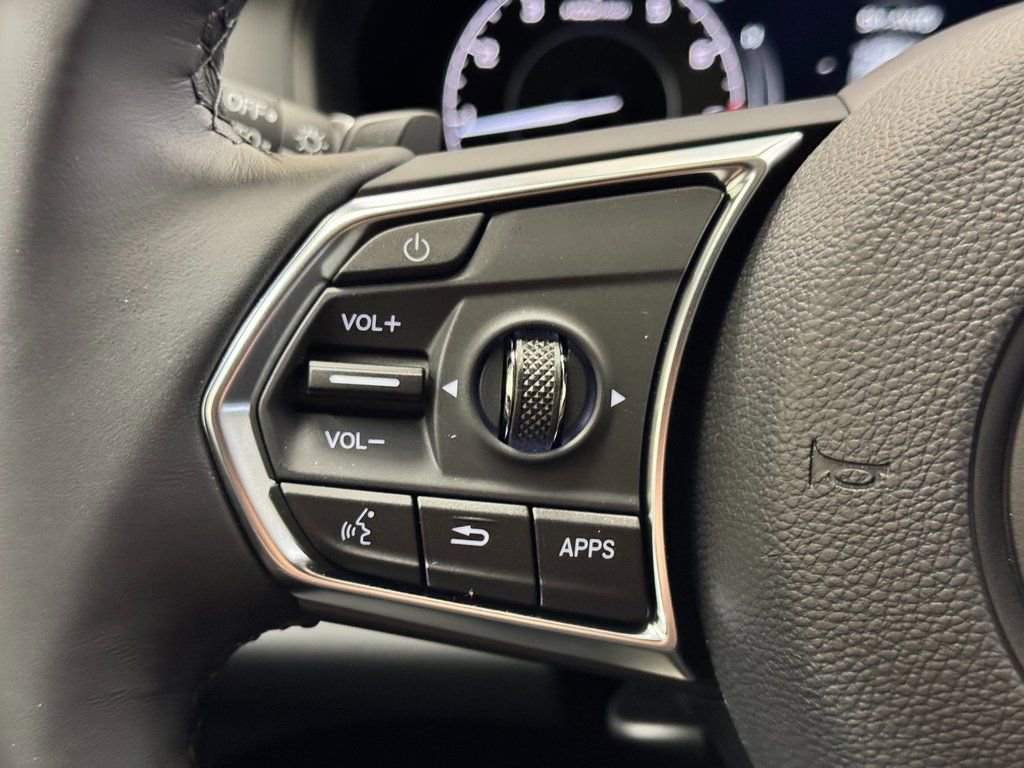 Used 2025 Acura RDX SH-AWD image 21