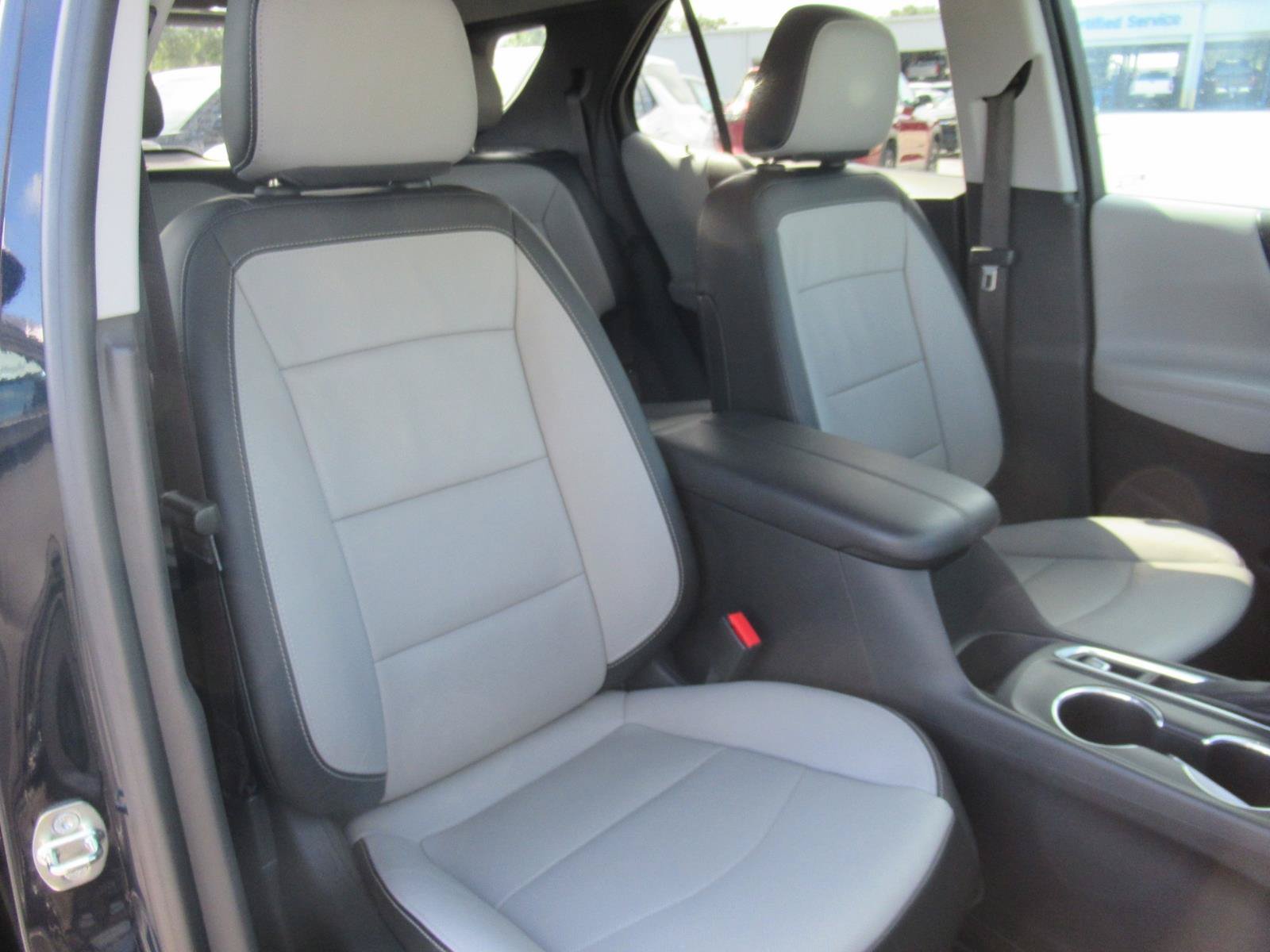 Used 2020 Chevrolet Equinox Premier FWD image 10