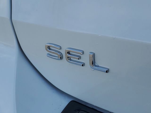 New 2025 Volkswagen Taos SEL image 7